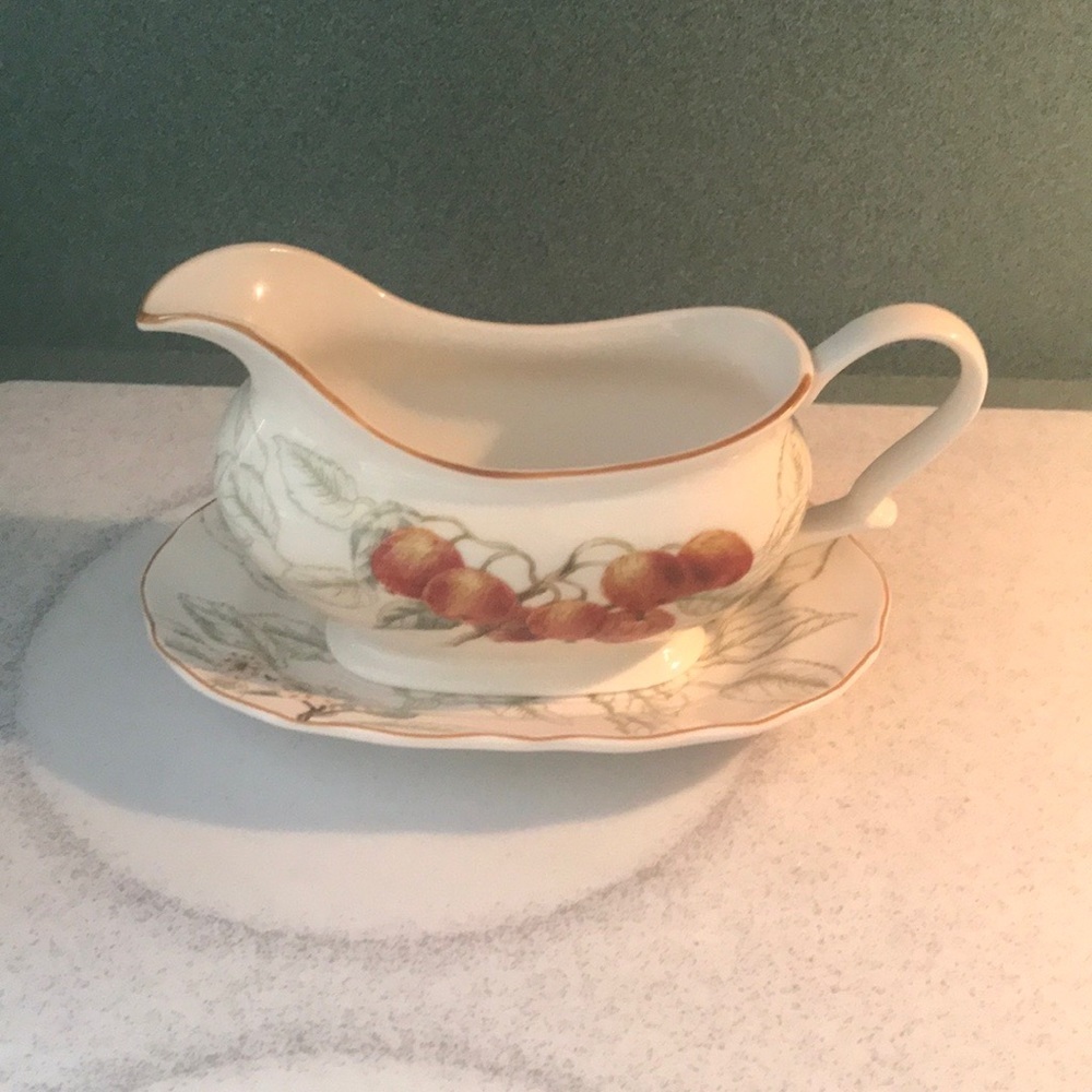 Vintage Charter Club Gravy Bowl Macy’s summer grove collection 1997 Holi…